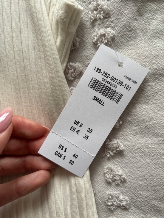 Button Down Tank Top - Picture 2 of 3